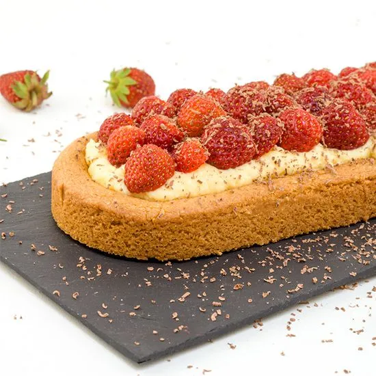 Recipe: Strawberry eggnog tarts