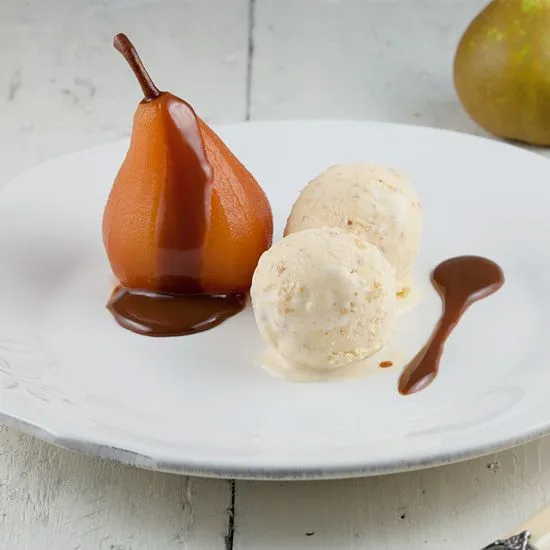 Recipe: Roasted hazelnut amaretto ice cream