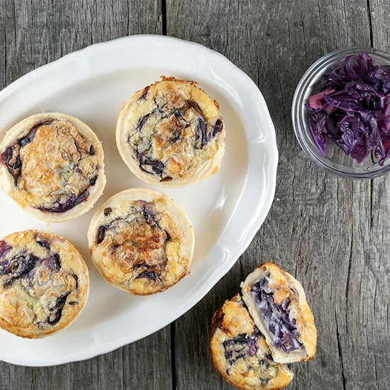 Recipe: Mini red cabbage quiches