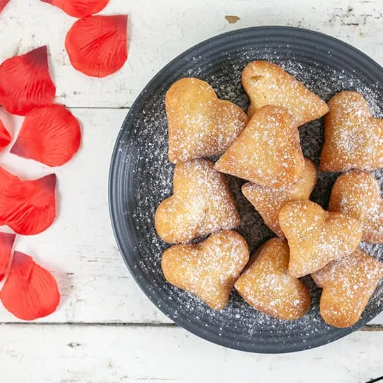 Recipe: Heart shaped beignets