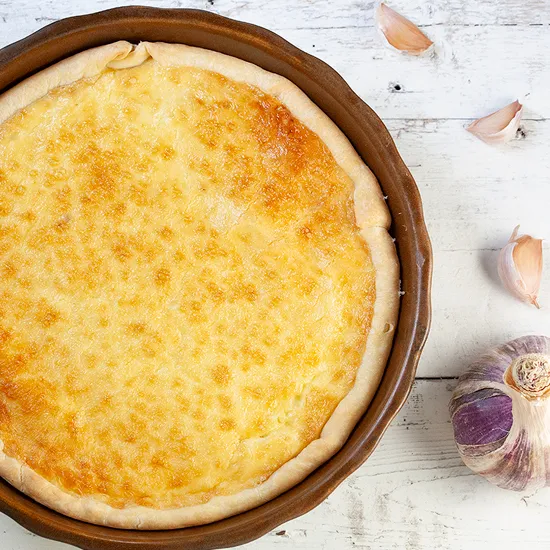 Recipe: French garlic and pine nuts pie