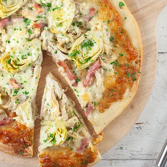 Recipe: Chicken Alfredo pizza