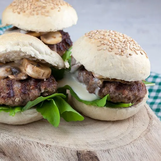 Recipe: Carre d'ambre mini hamburgers