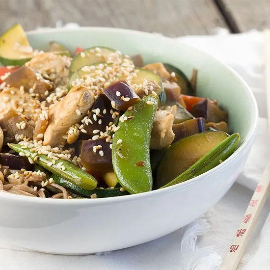 Recipe: Sesame chicken and vegetable stir fry