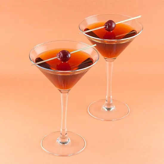 Recipe: Classic Manhattan cocktail