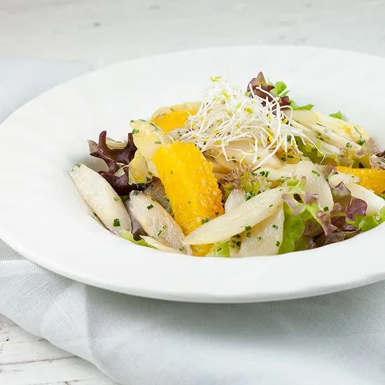 Recipe: Stir fry white asparagus salad