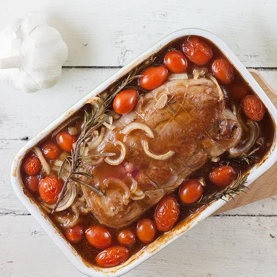 Recipe: Veal roast with tomatoes and rosemary
