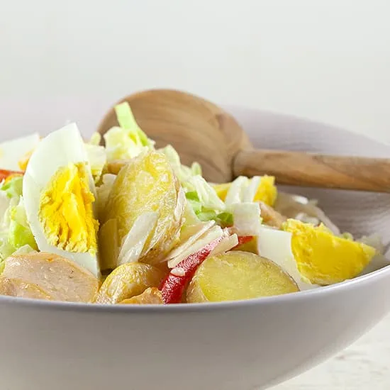 Recipe: Chicken salad with yoghurt dressing
