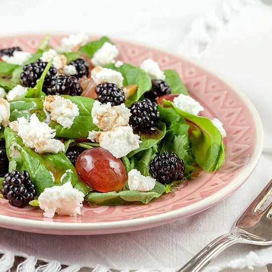 Recipe: Wild blackberry salad