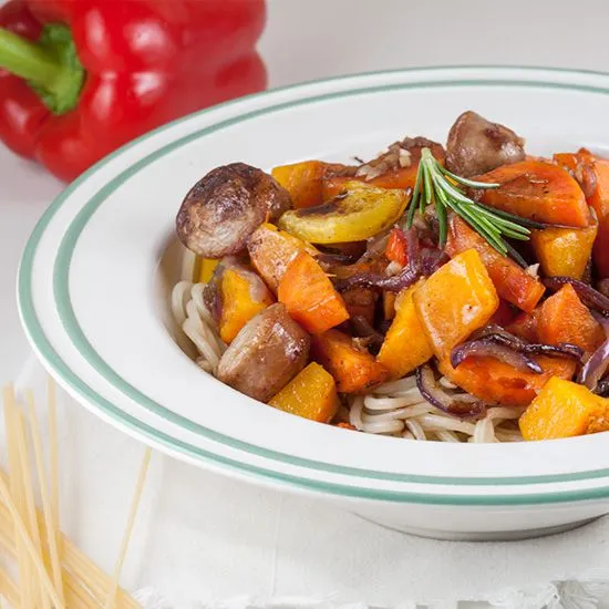 Recipe: Pasta with oven-baked vegetables and sausage