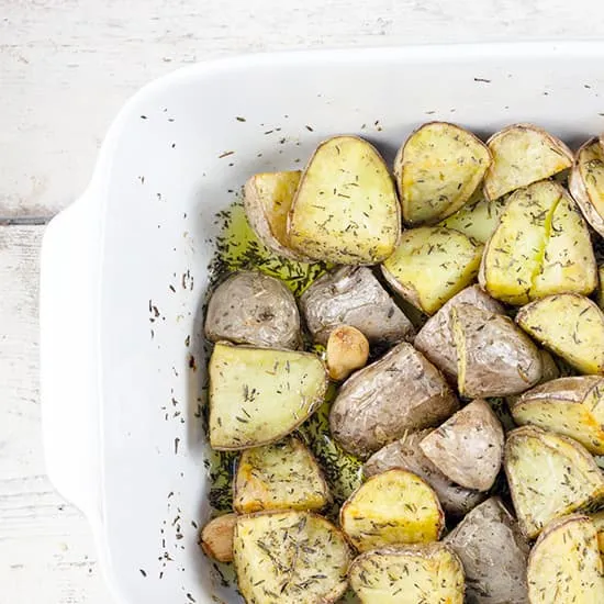 Recipe: Oven baked garlic Roseval potatoes