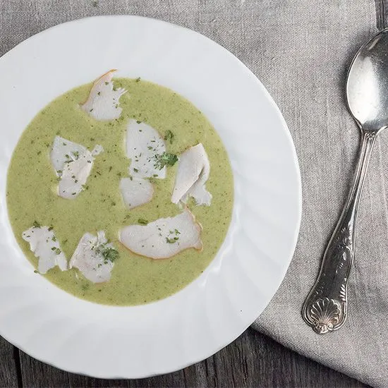 Recipe: Creamy broccoli and smoked chicken soup