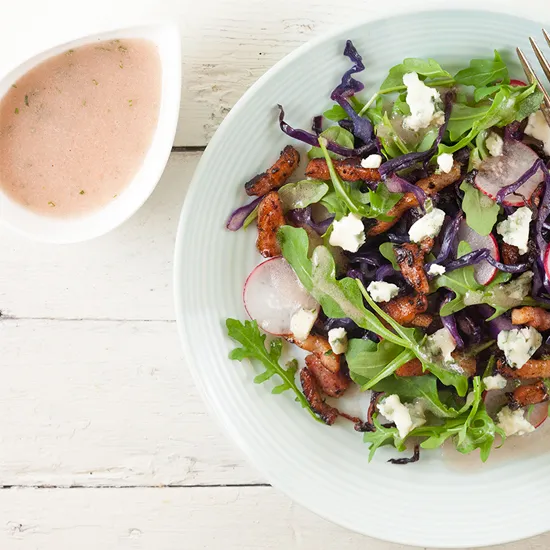 Recipe: Sauteed red cabbage and blue cheese salad