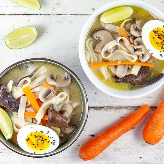 Recipe: Coconut soup with 3 varieties of mushroom