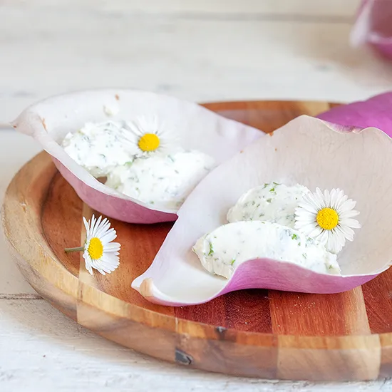 Recipe: Making your own herb cream cheese