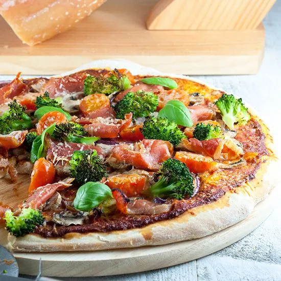 Recipe: Serrano ham broccoli and basil pizza