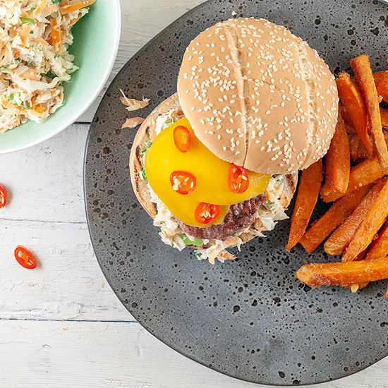 Recipe: Mango and cabbage beef burgers