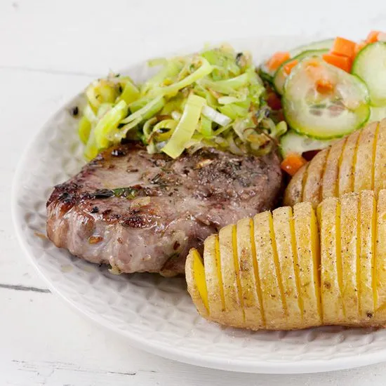 Recipe: Lamb shank with Hasselback potatoes