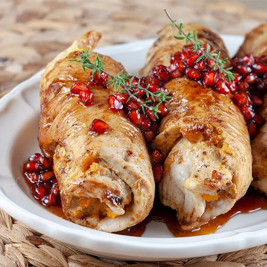 Recipe: Turkey rolls with pomegranate and carrot