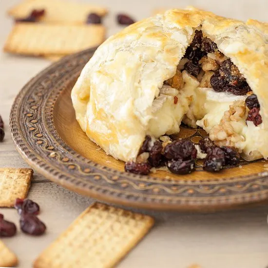 Recipe: Baked Camembert en croûte