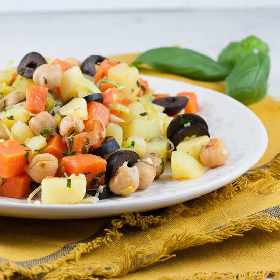 Recipe: One-pot vegetarian chickpeas and veggies