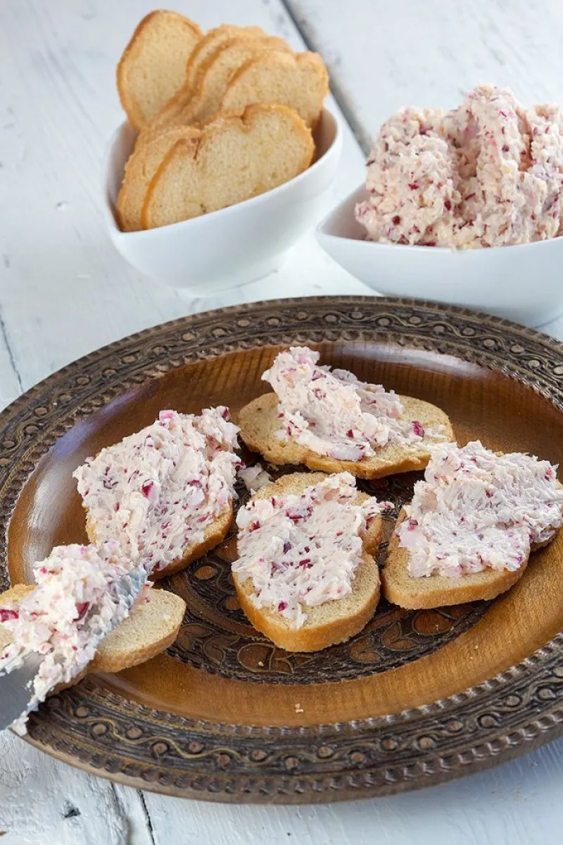 Radish butter