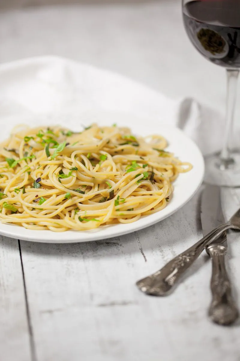 Spaghetti with chilli and garlic