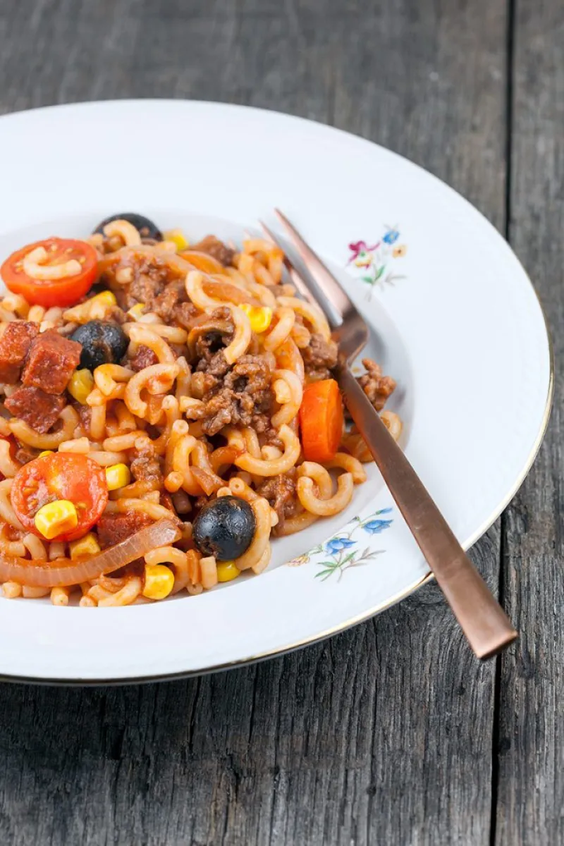 Chorizo and tomato macaroni