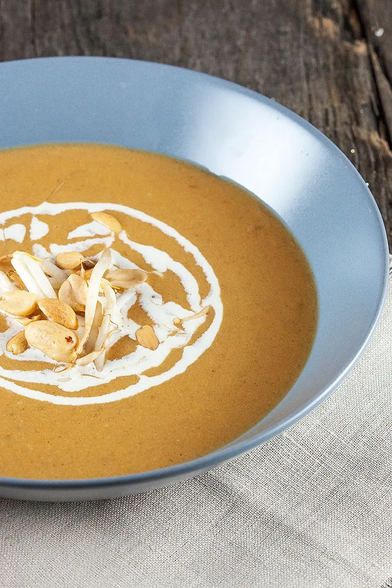 Spicy peanut soup