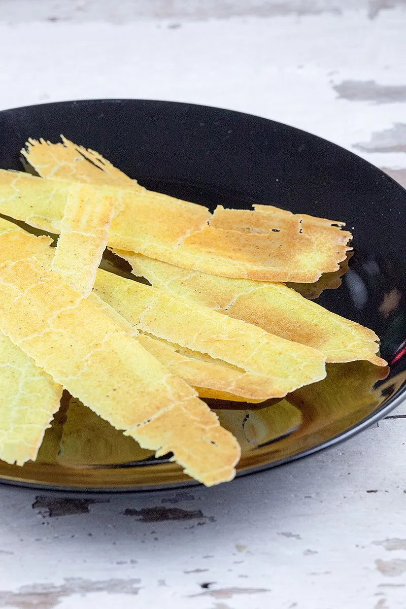 Thin curry cookies