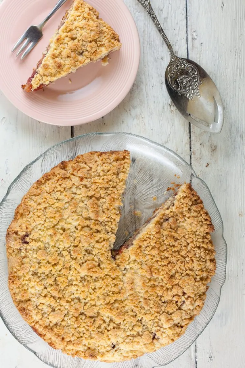 Sbriciolata - Italian crumble cake