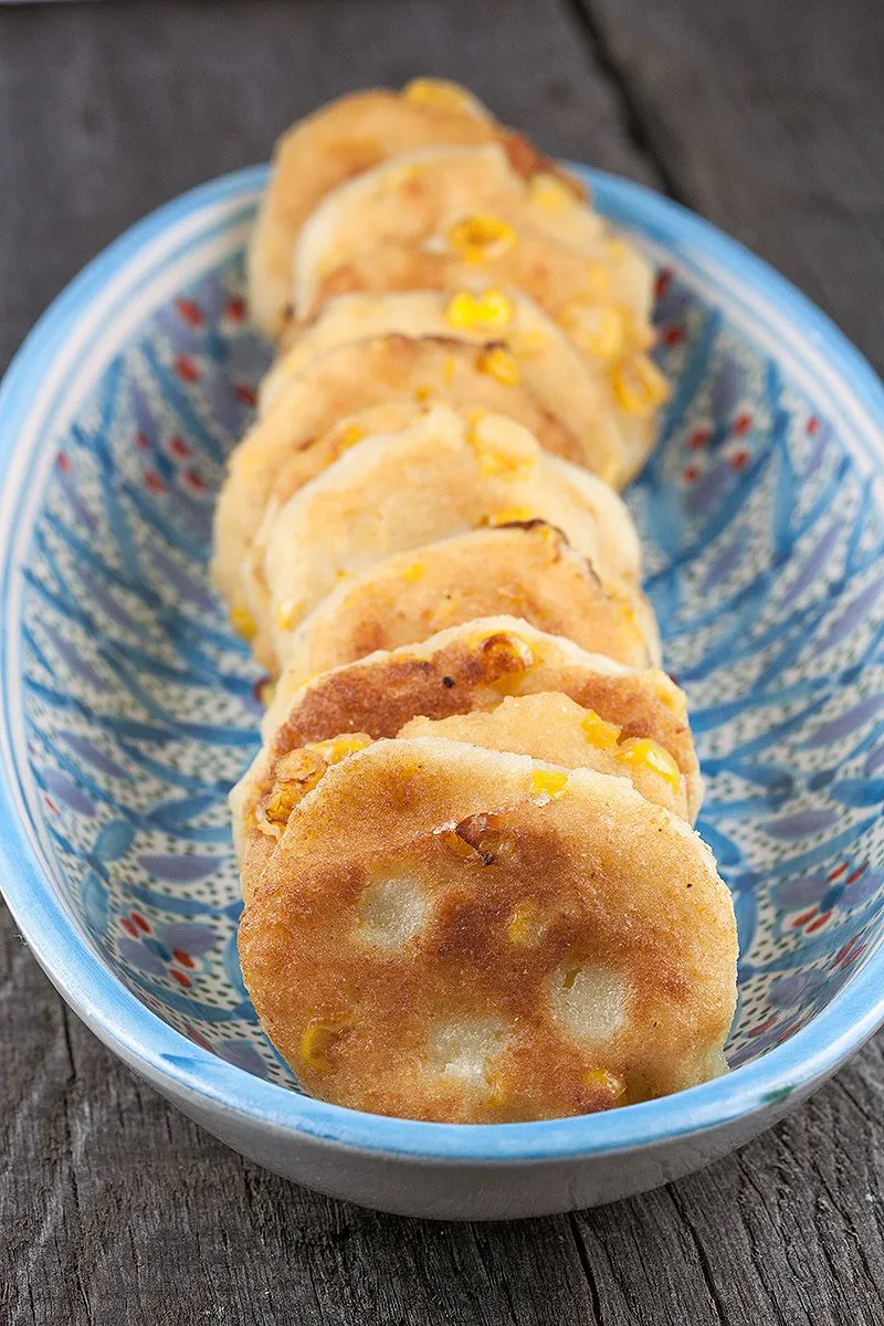 Sweet corn cookies