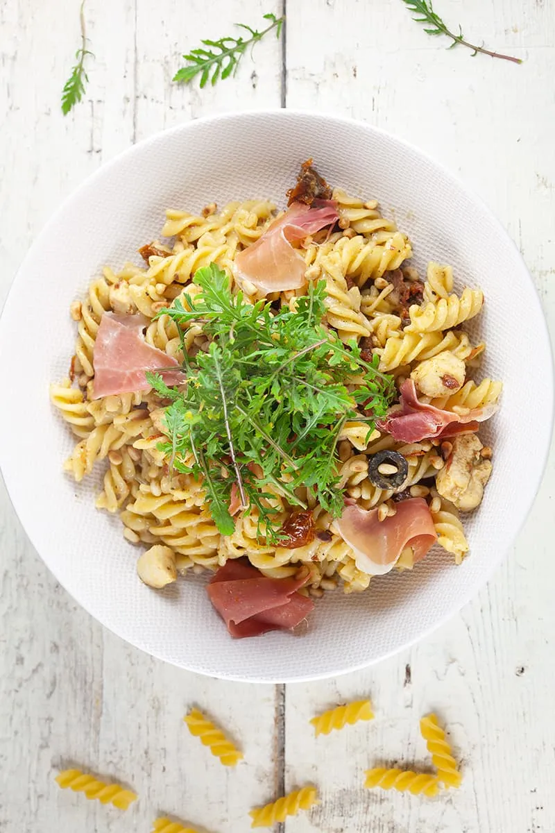 Sun dried tomato chicken pasta