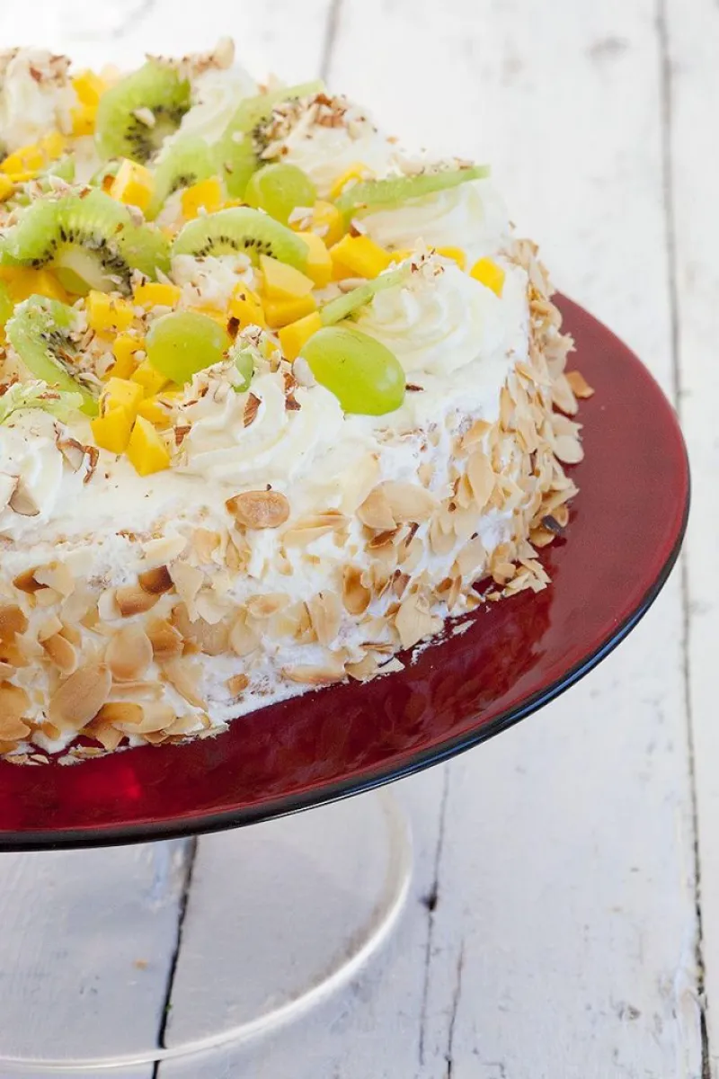 Slagroomtaart a.k.a. Dutch whipped cream pie