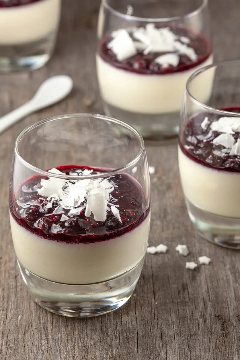 Yuzu panna cotta