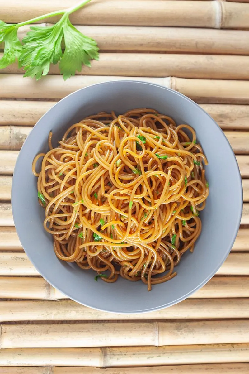 Surinamese bami