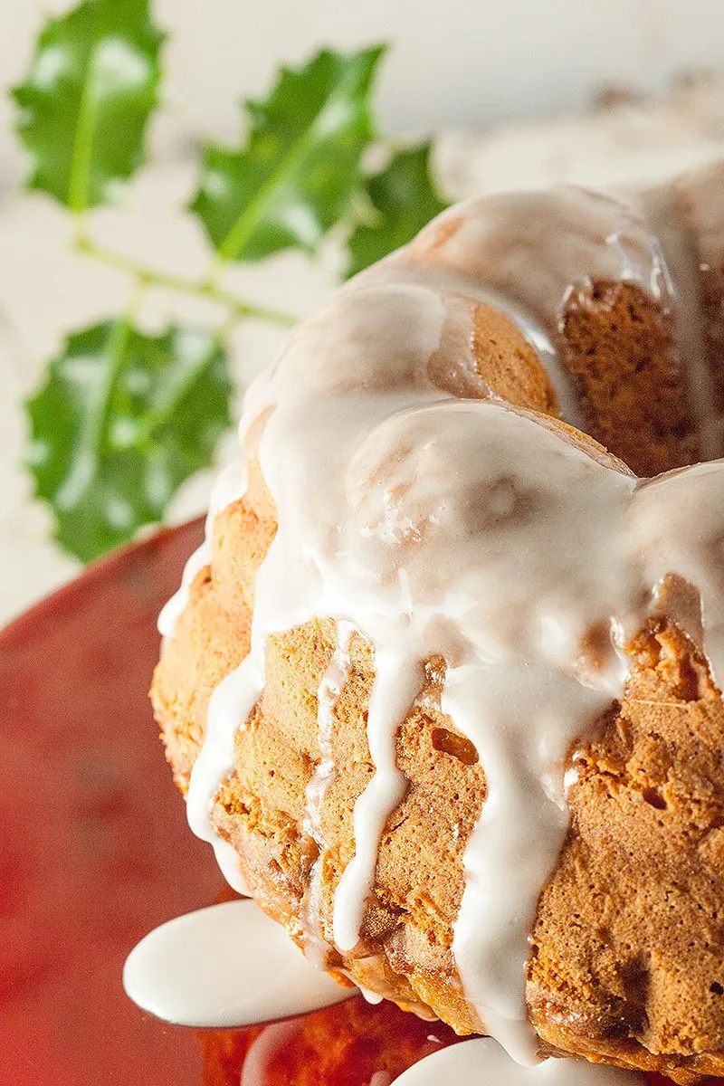 Apple cinamon bundt cake