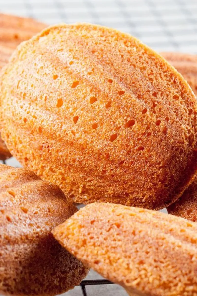 Classic French madeleines
