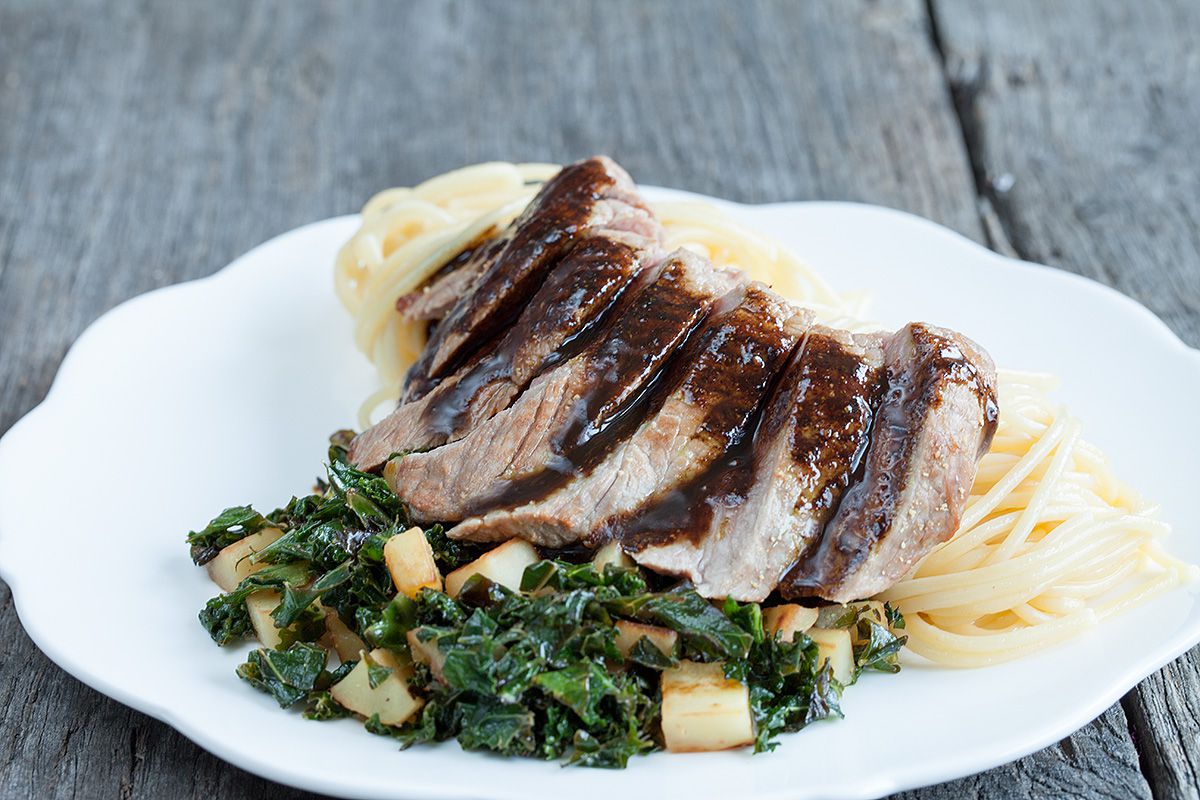 Steak with ras el hanout sauce