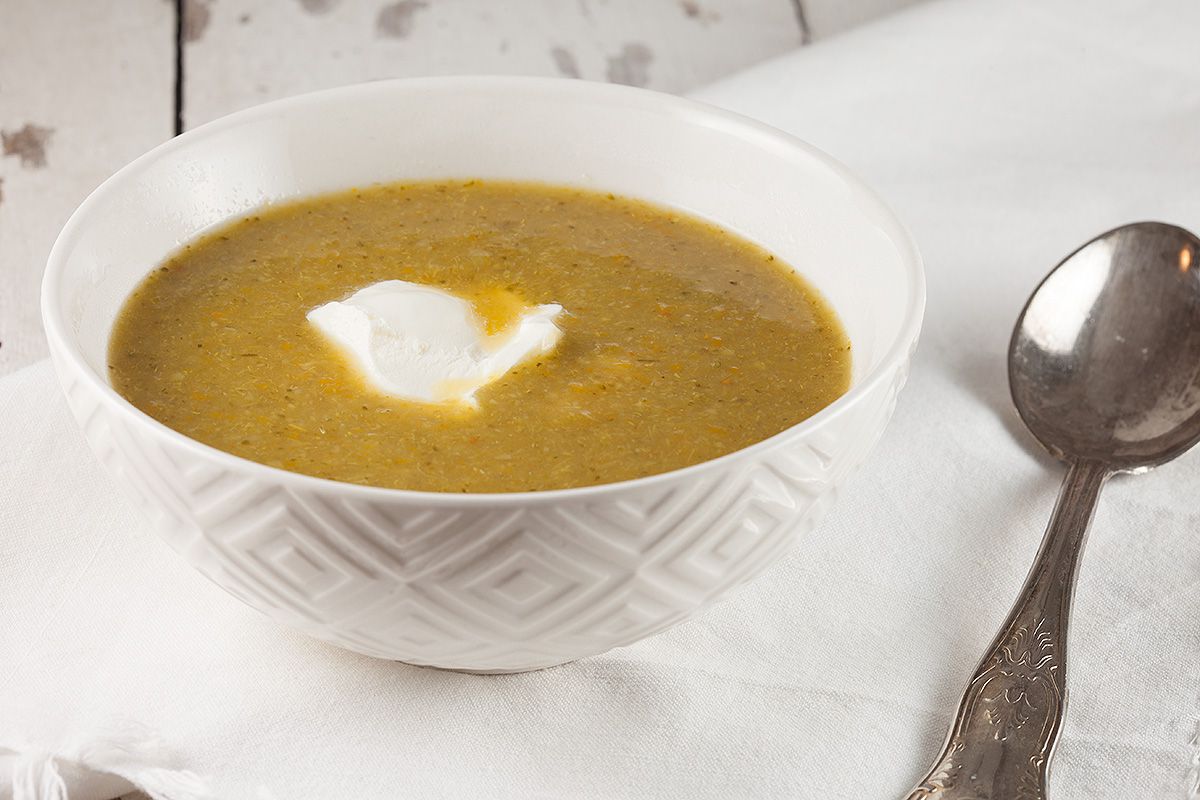 Slow cooker broccoli soup