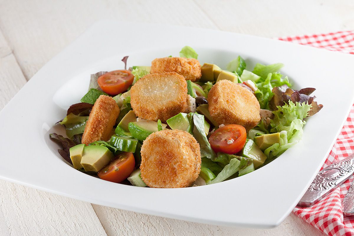 Fried goat cheese salad