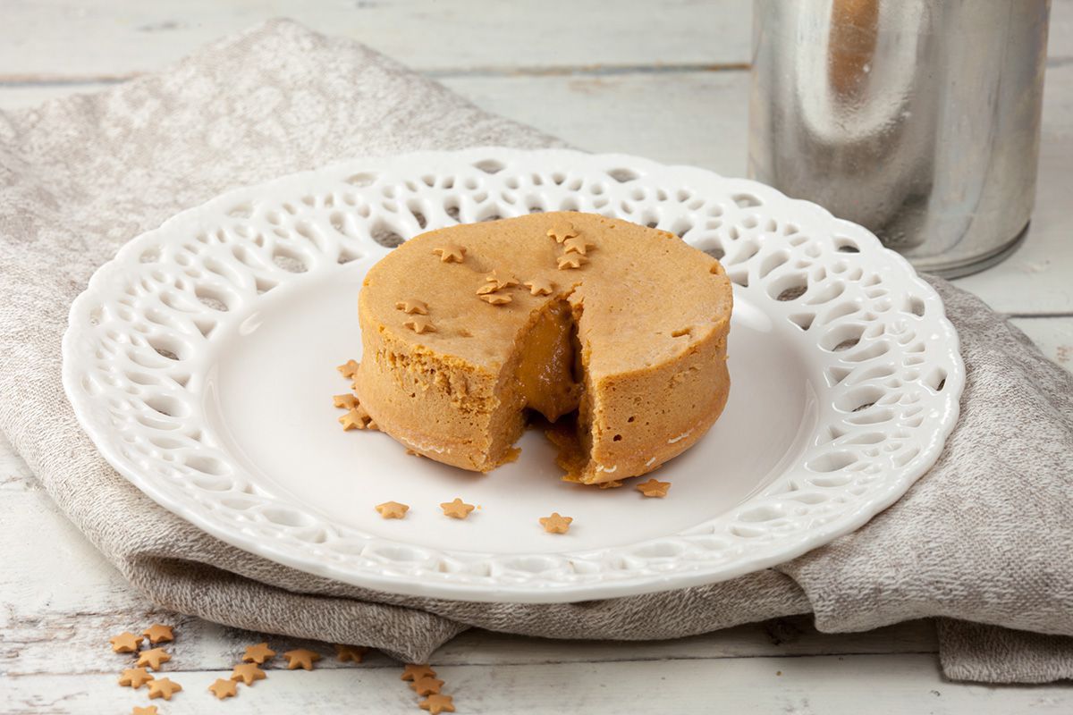 Dulce de leche mini cakes