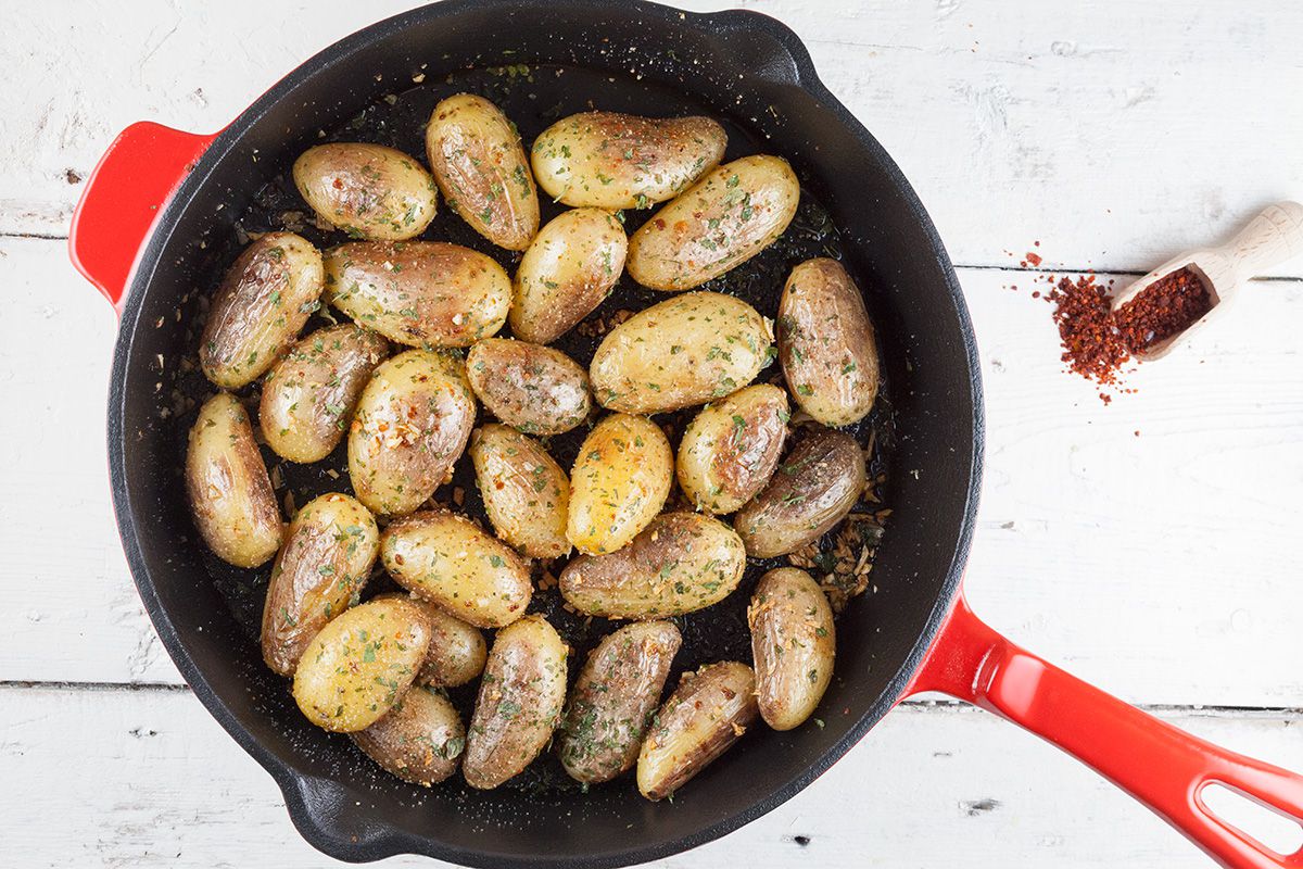 Pan-roasted garlic potatoes