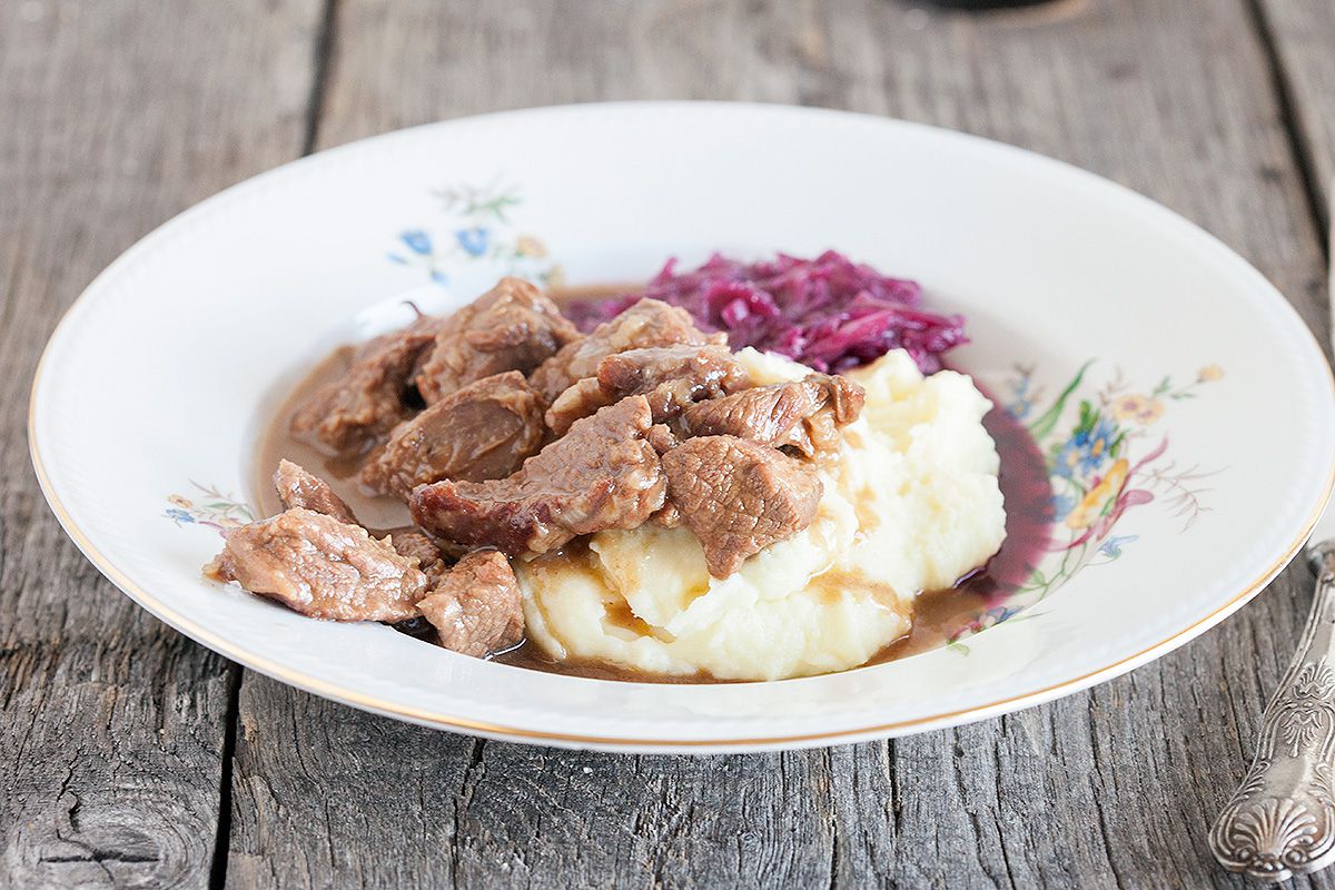 Classic hachee - Dutch beef stew