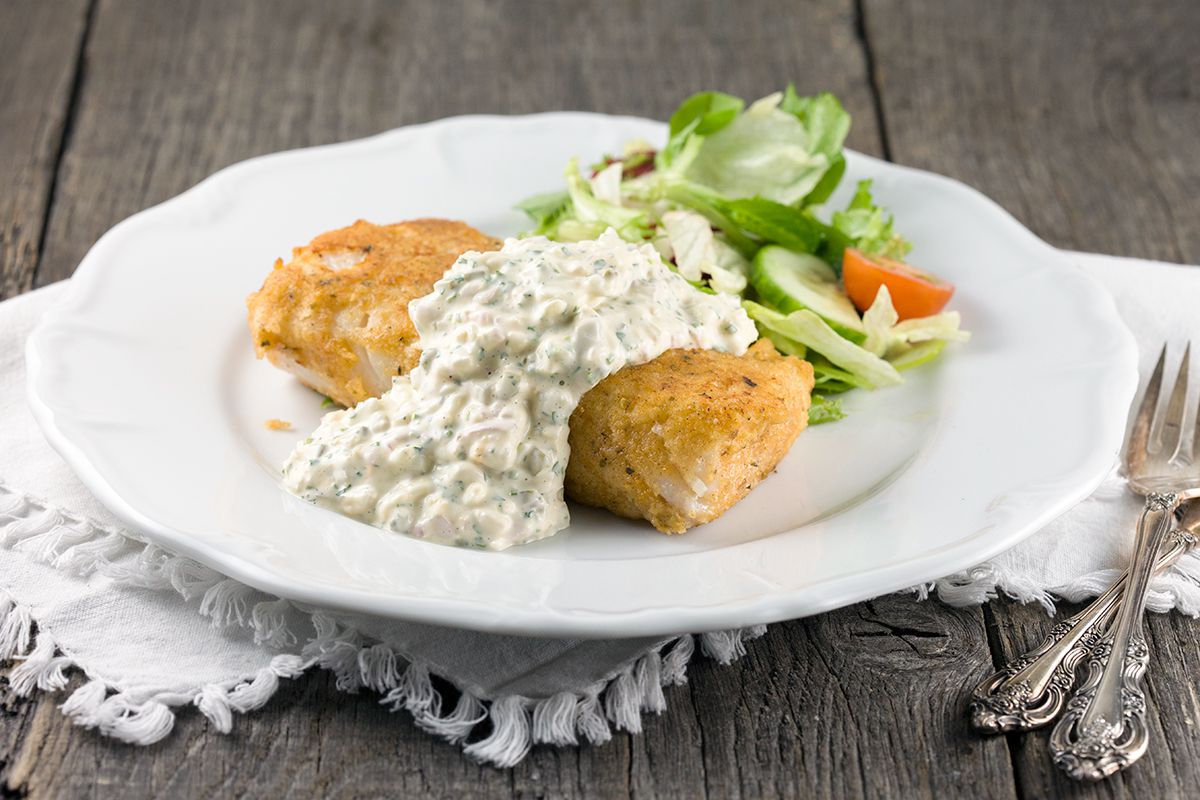 Crispy cod with tartar sauce