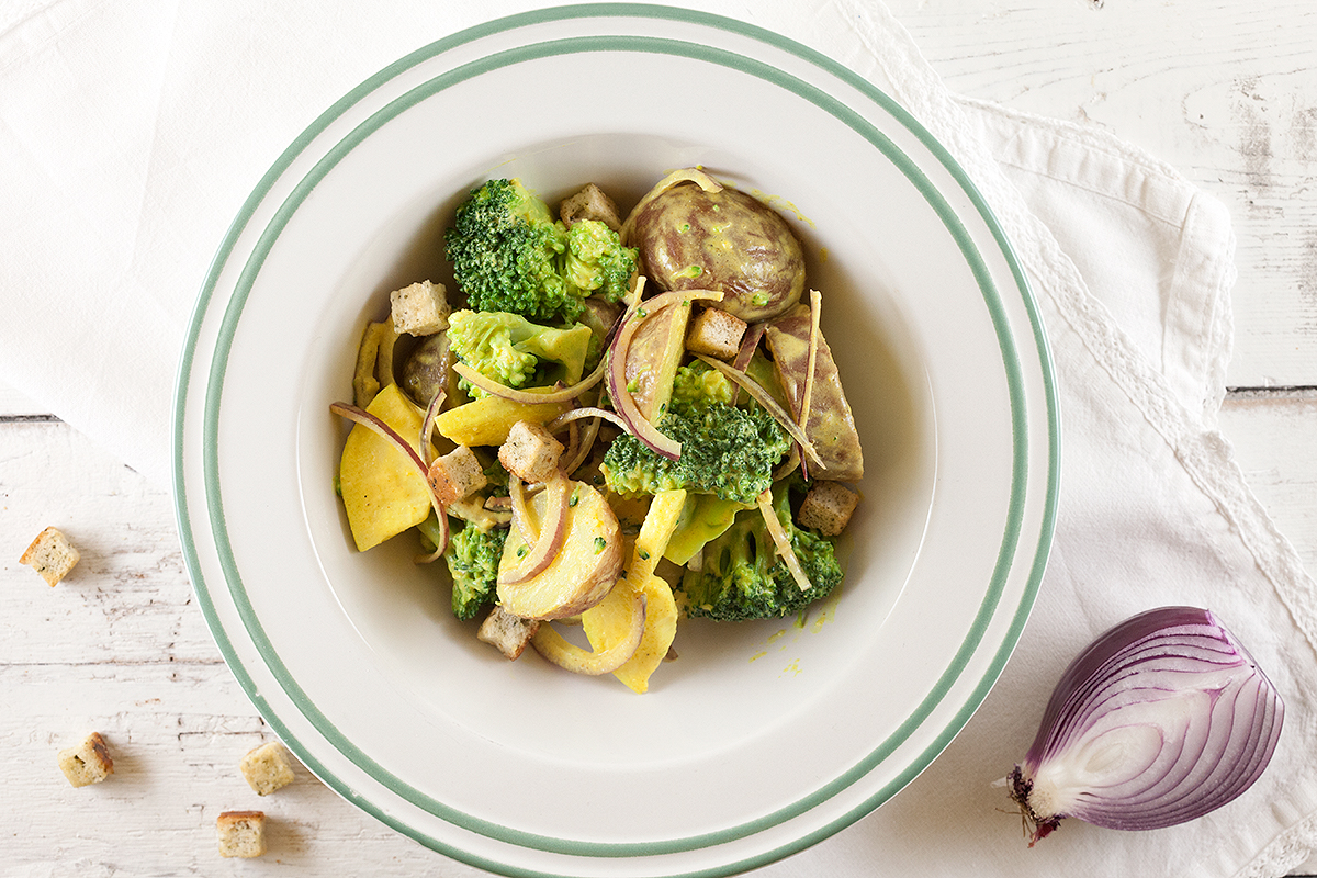 Curried red potato salad with broccoli