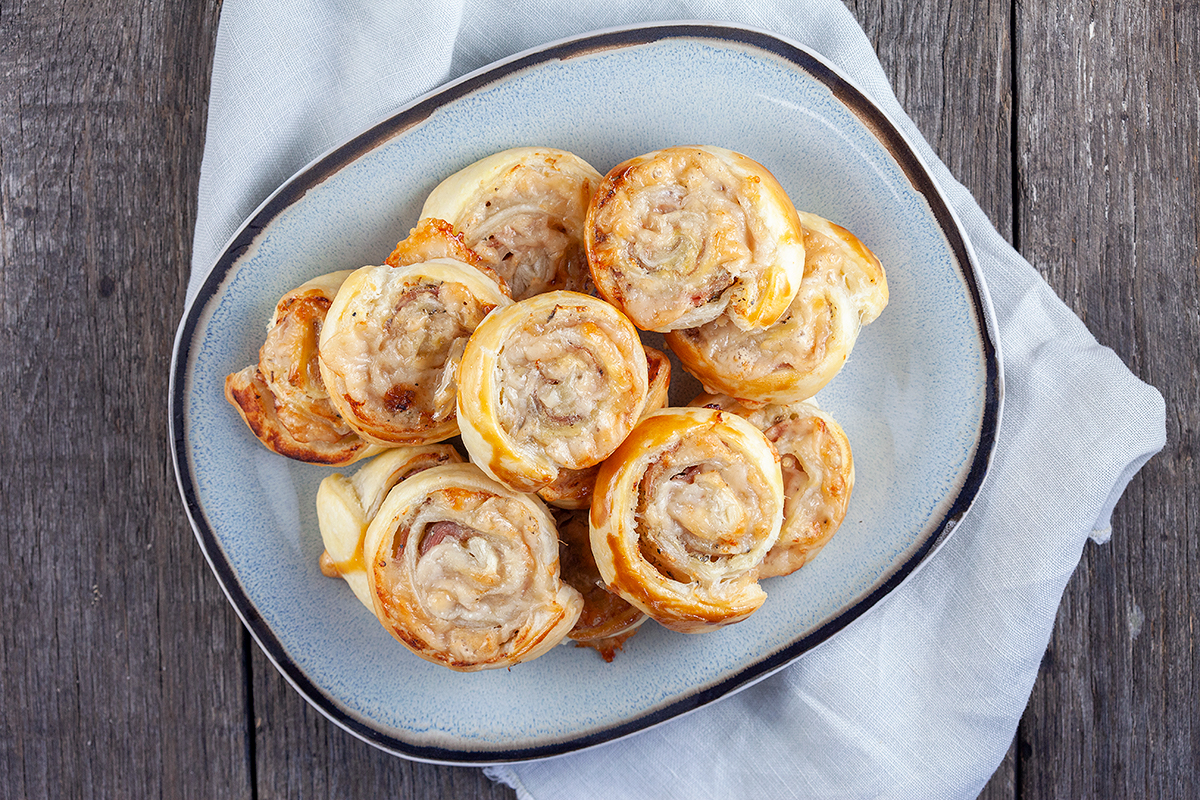 Ham and cheese rolls