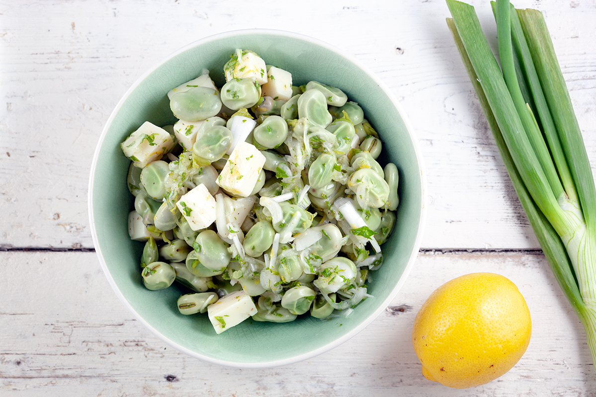 Broad bean and lemon salad