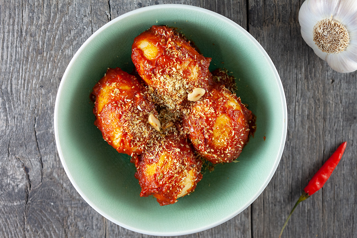 Sambal goreng telor