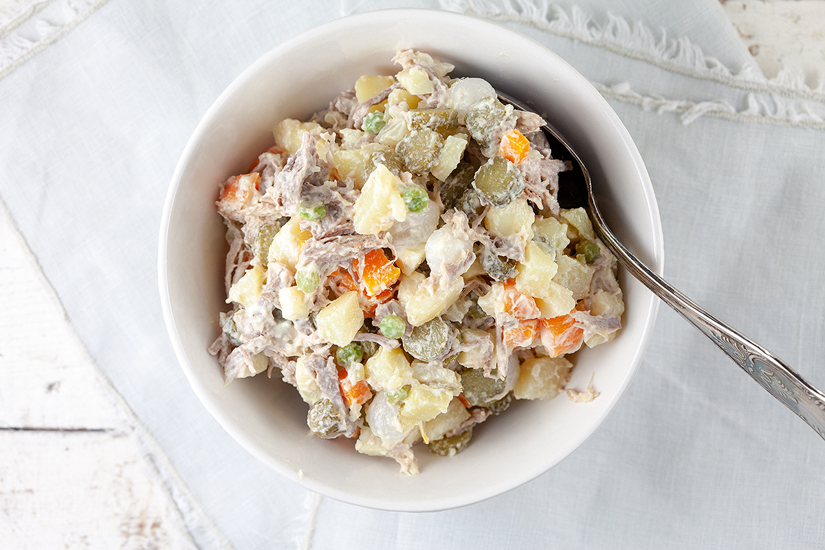 Dutch potato salad - Huzarensalade